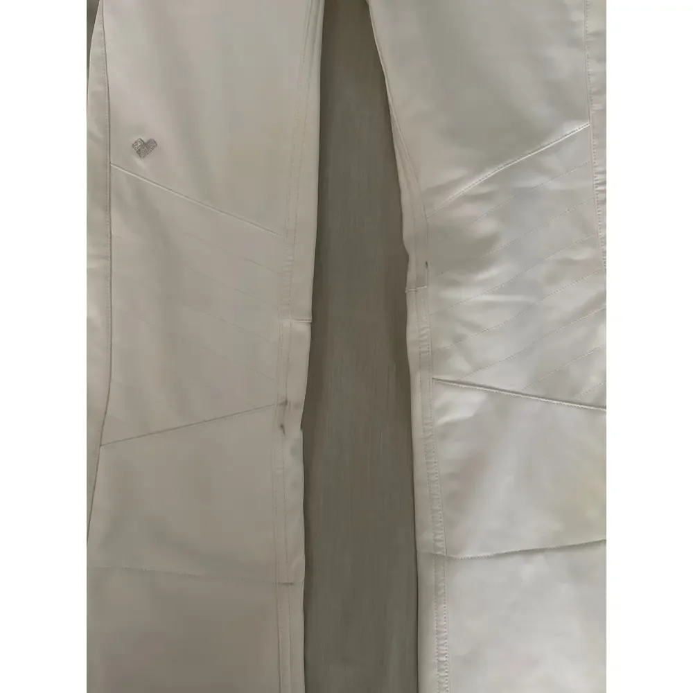 Obermeyer Clio Softshell Ski Pants 4 in White - Picture 5 of 8